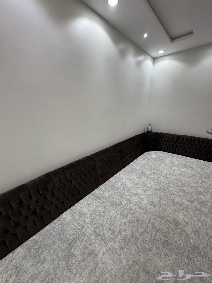 مساند ظهر خشب 8 قطع في المهدية64368354333697113