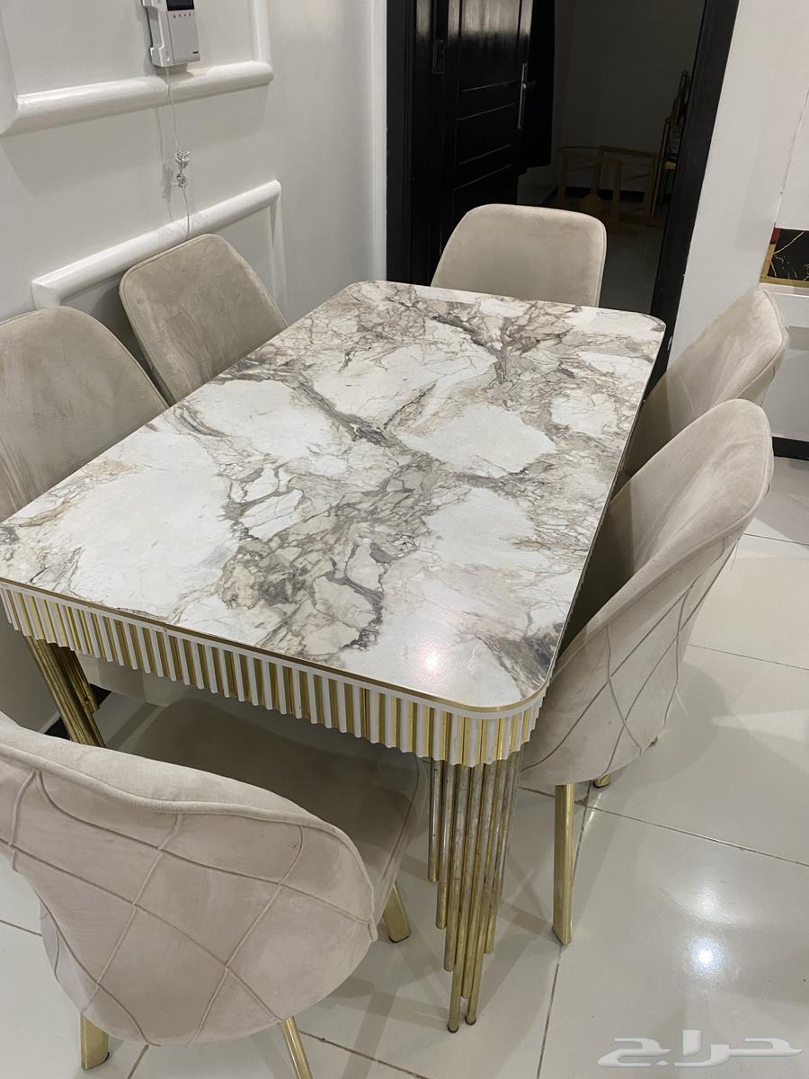 Dining table64250766316163112