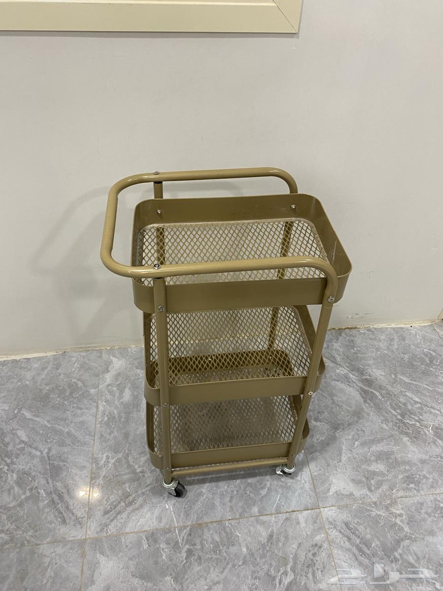 Chair and table64392073177475111