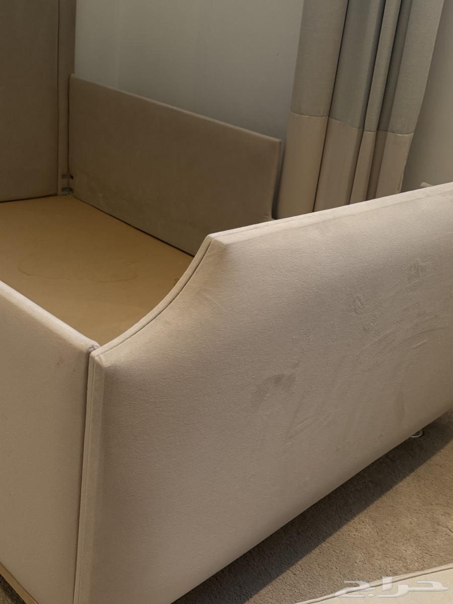 سرير أطفال ديزاين جديد استخدام قليل64368762156035111