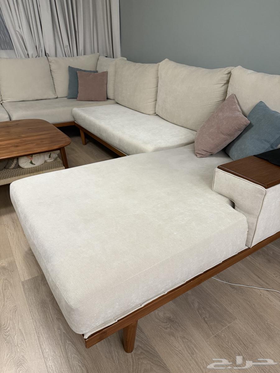 كنب معيشة ركني متصل بيج بتصميم mid-century64371438075521114