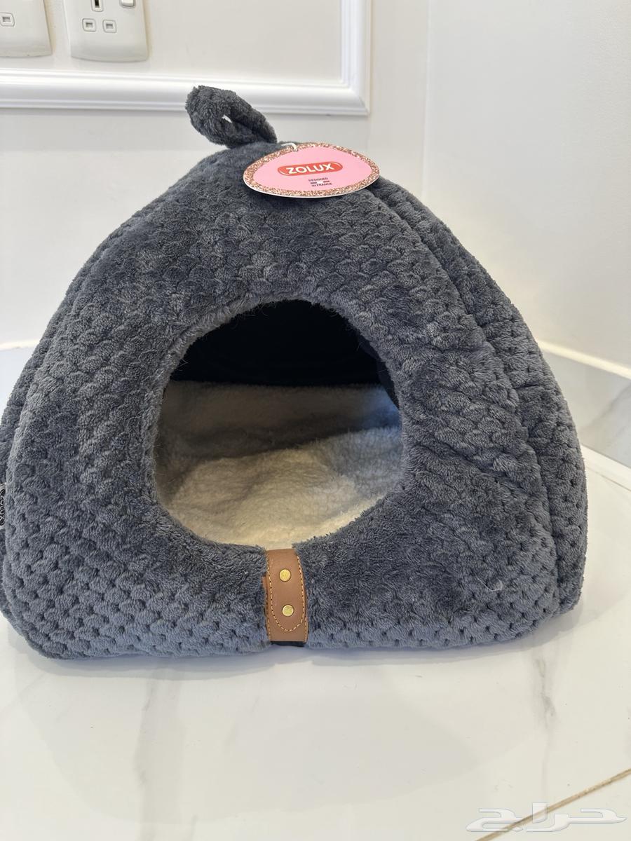 بيت للقطط جديد 30 ريال فقط64367610576003110