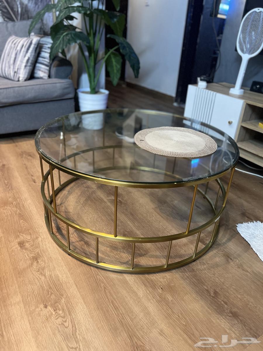 طاولات للبيع لواحدة ب100ريال64371950126211111