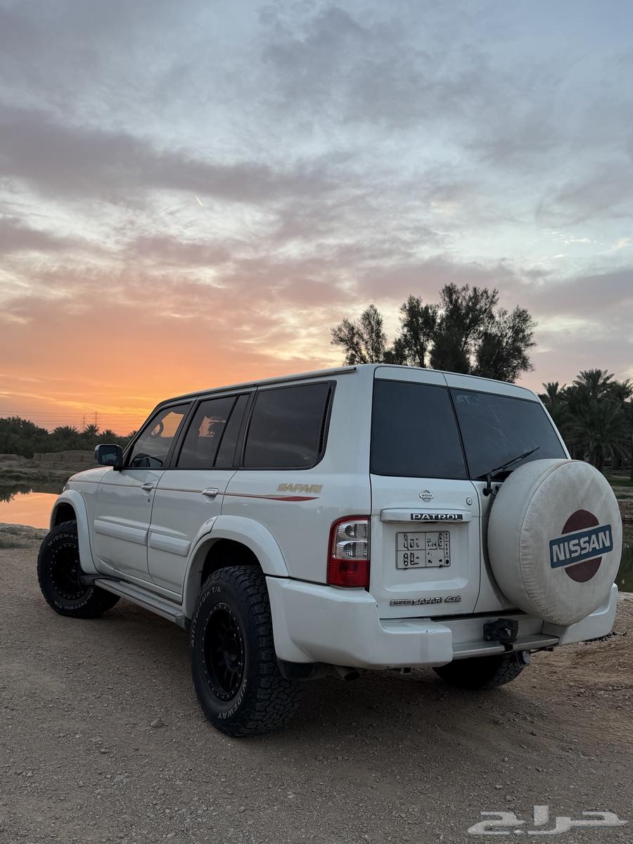 باترول 4500 نظيف ممشى قليل مجهز للبر64508411120641111