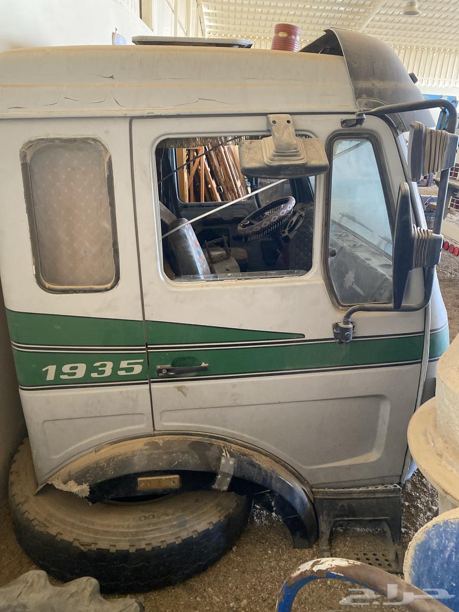 قمر للبيع64370669442690110