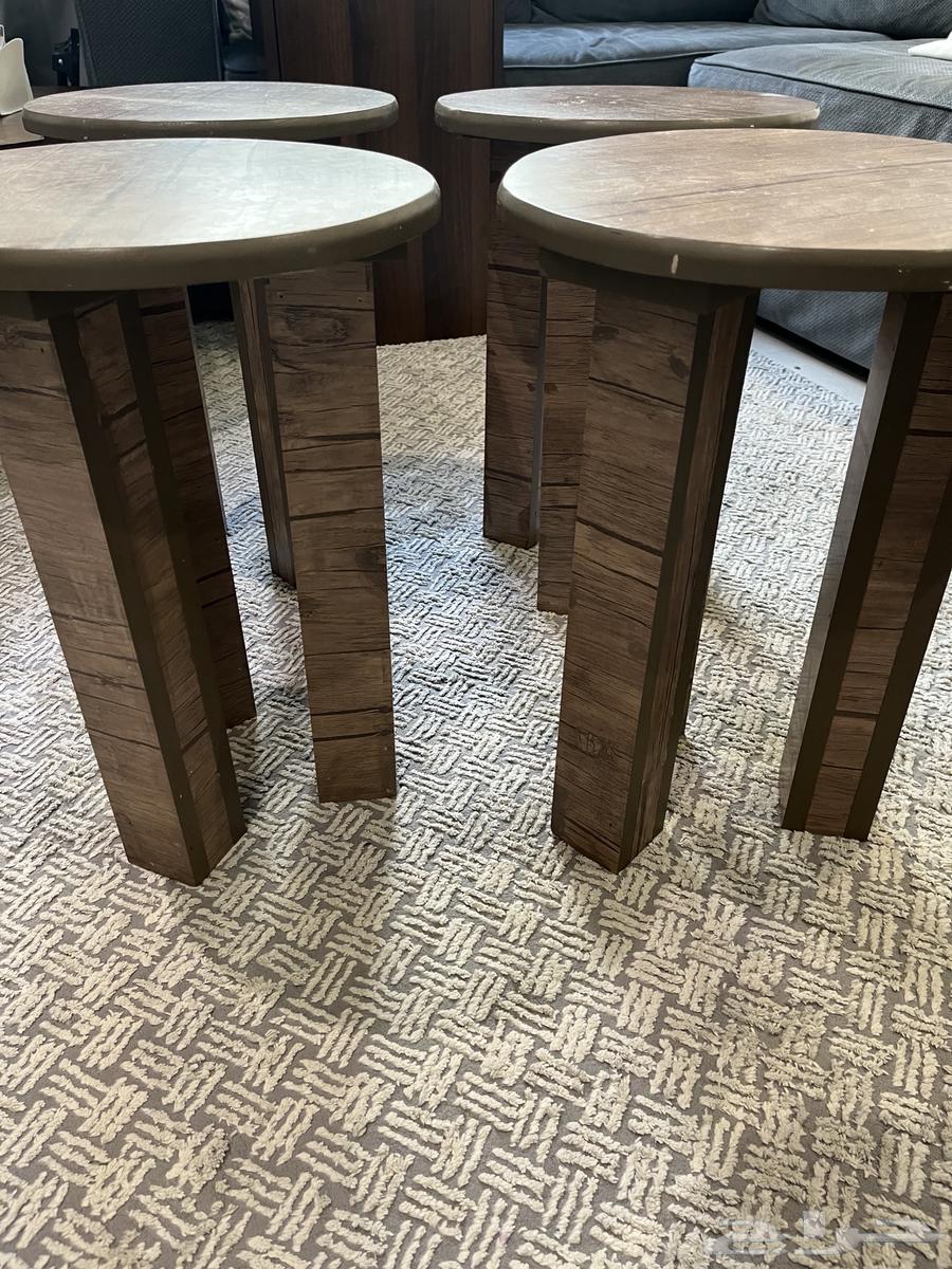 للبيع طاولات خشب أربعه خدمه مع وحده كبيره64370813365890113