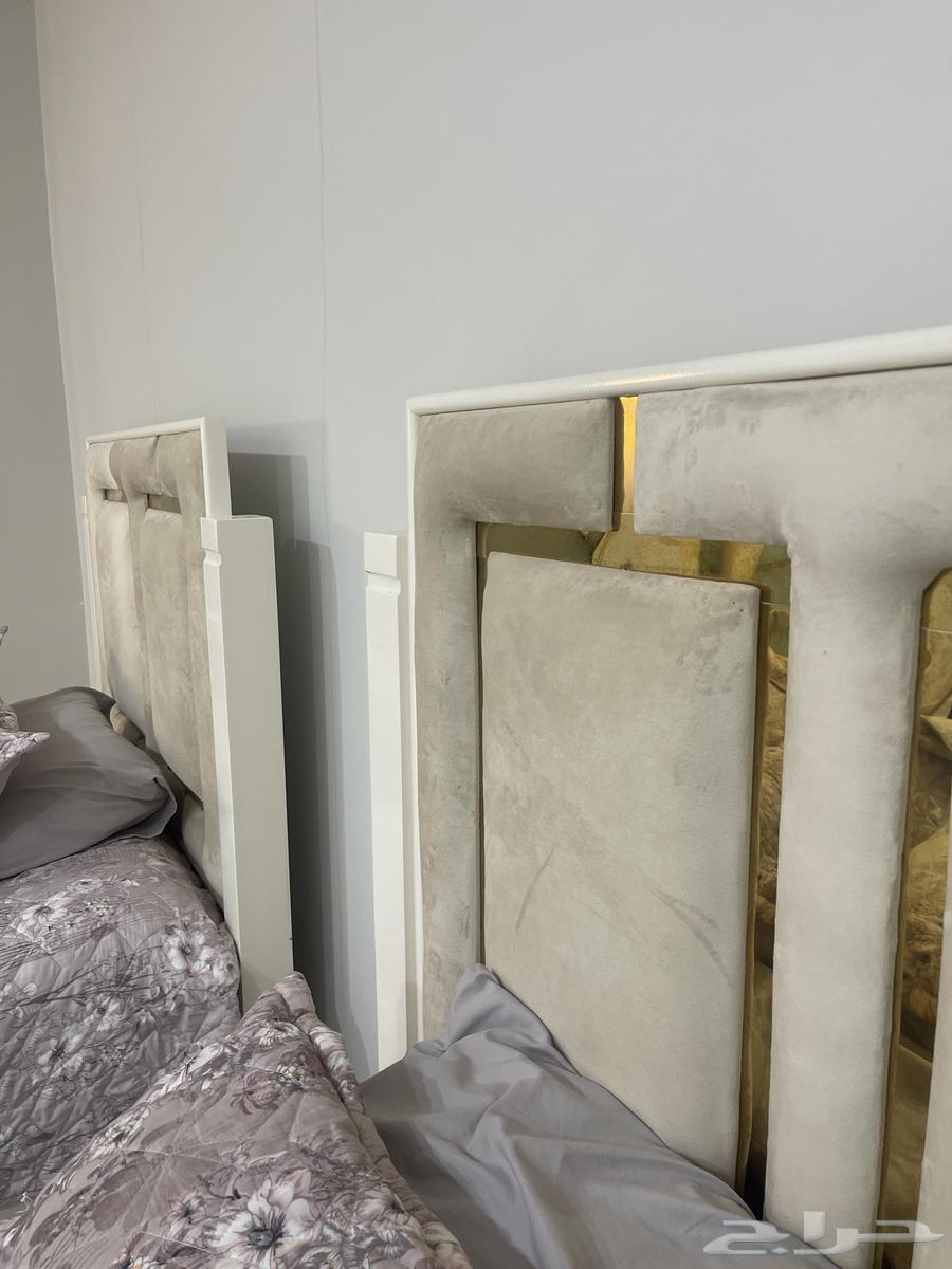 سريرين (نقر و نص) ( السعر 600)(  بدون اللباد و الديباج )64376675036929114