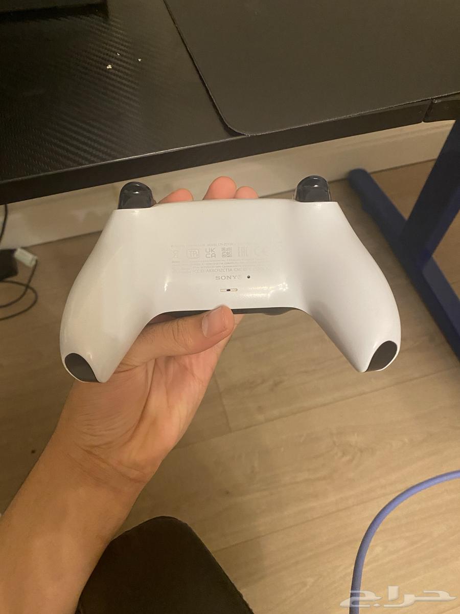 يد سوني 564376362696195110