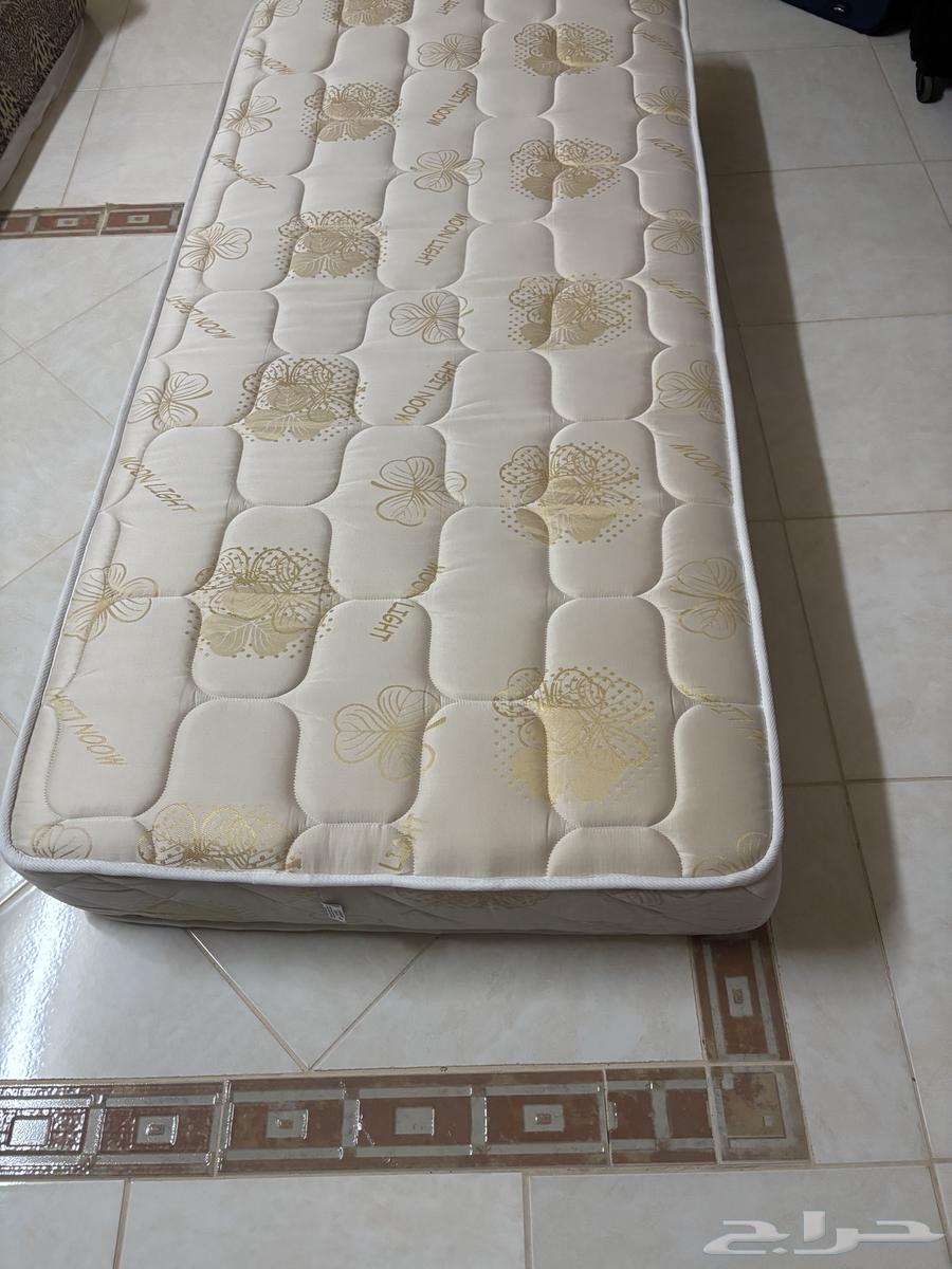 Two new and clean beds with two mattresses64362710236802113