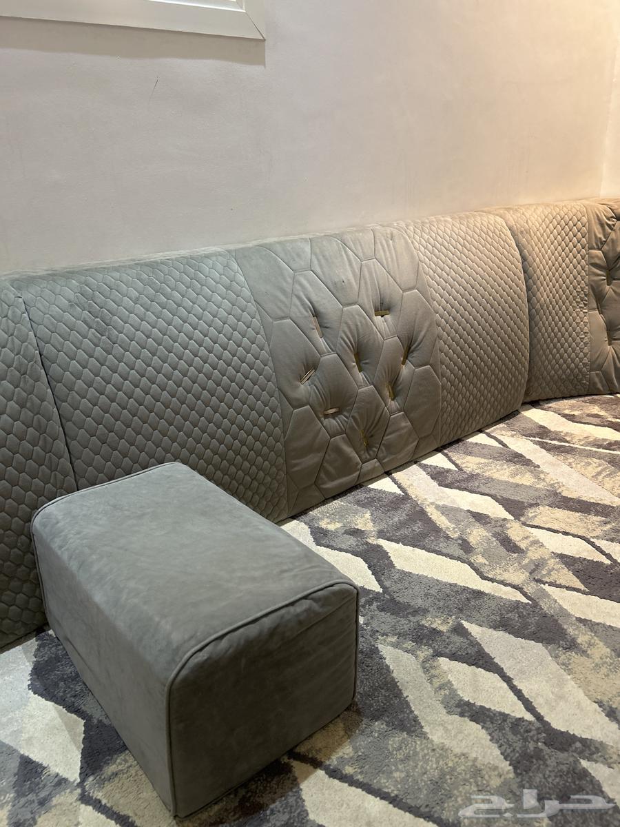 كنب مع الفرش كامل64369257859970112