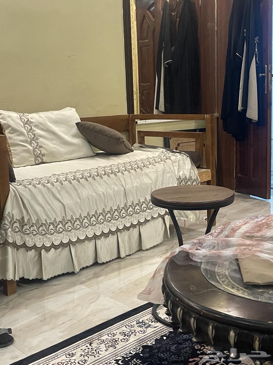 كراسي خشب العدد564363547548035112