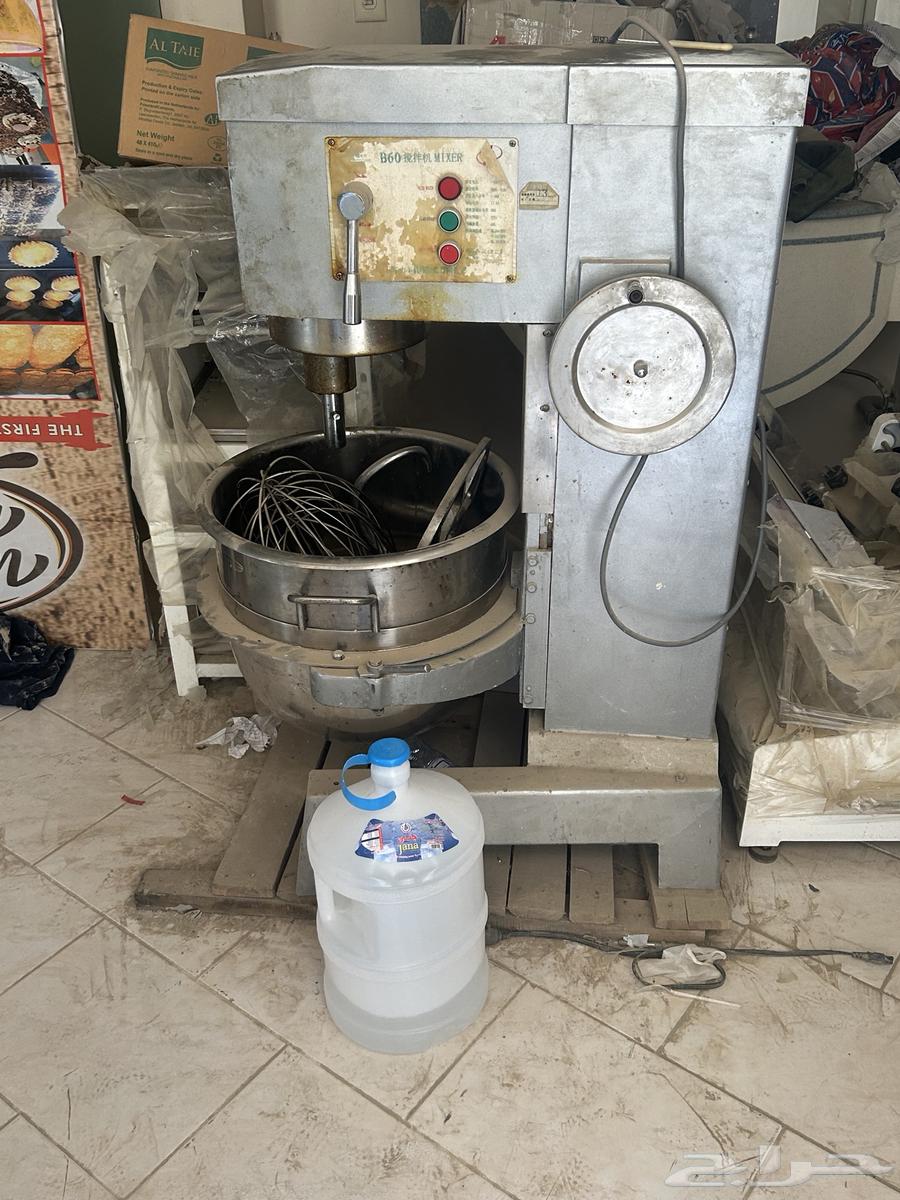 Almost new mixer, never used64365850738563110