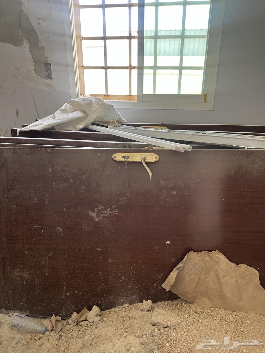 أبواب خشب قديمه نظيفه للبيع64365776646146110