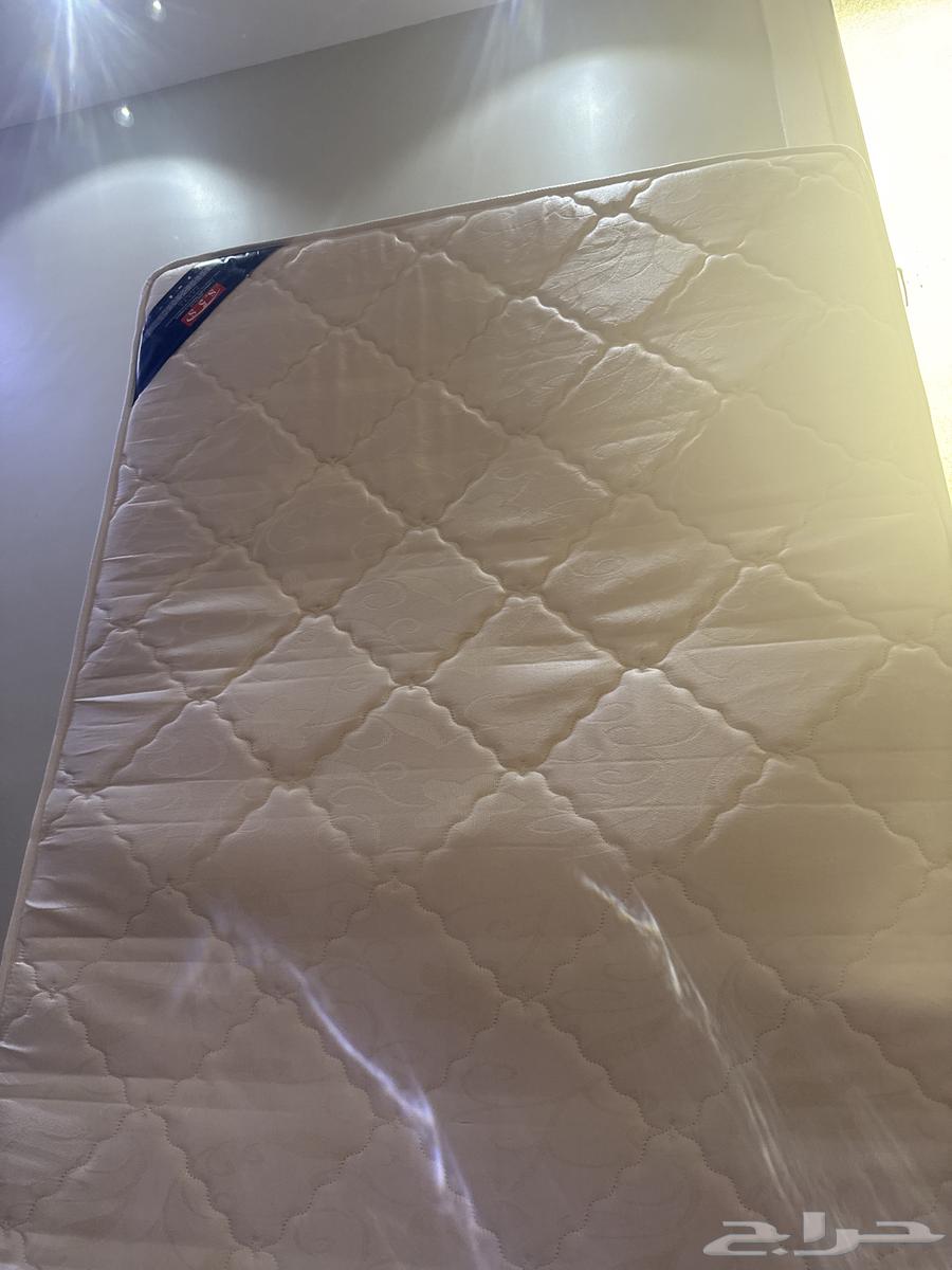 مرتبه مع سرير ايكيا حديد64368616085762110