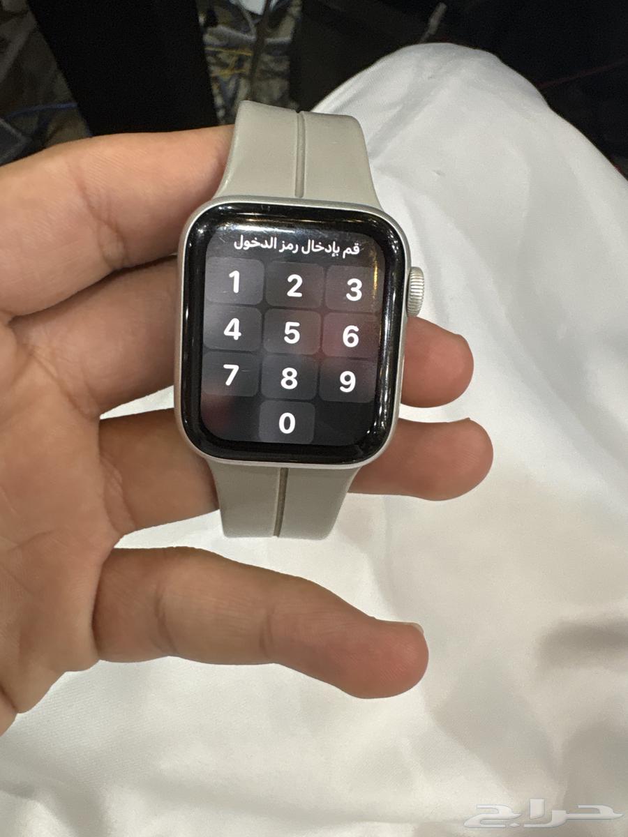 ساعة ابل الاصدار الرابع اصليه64364113662082110