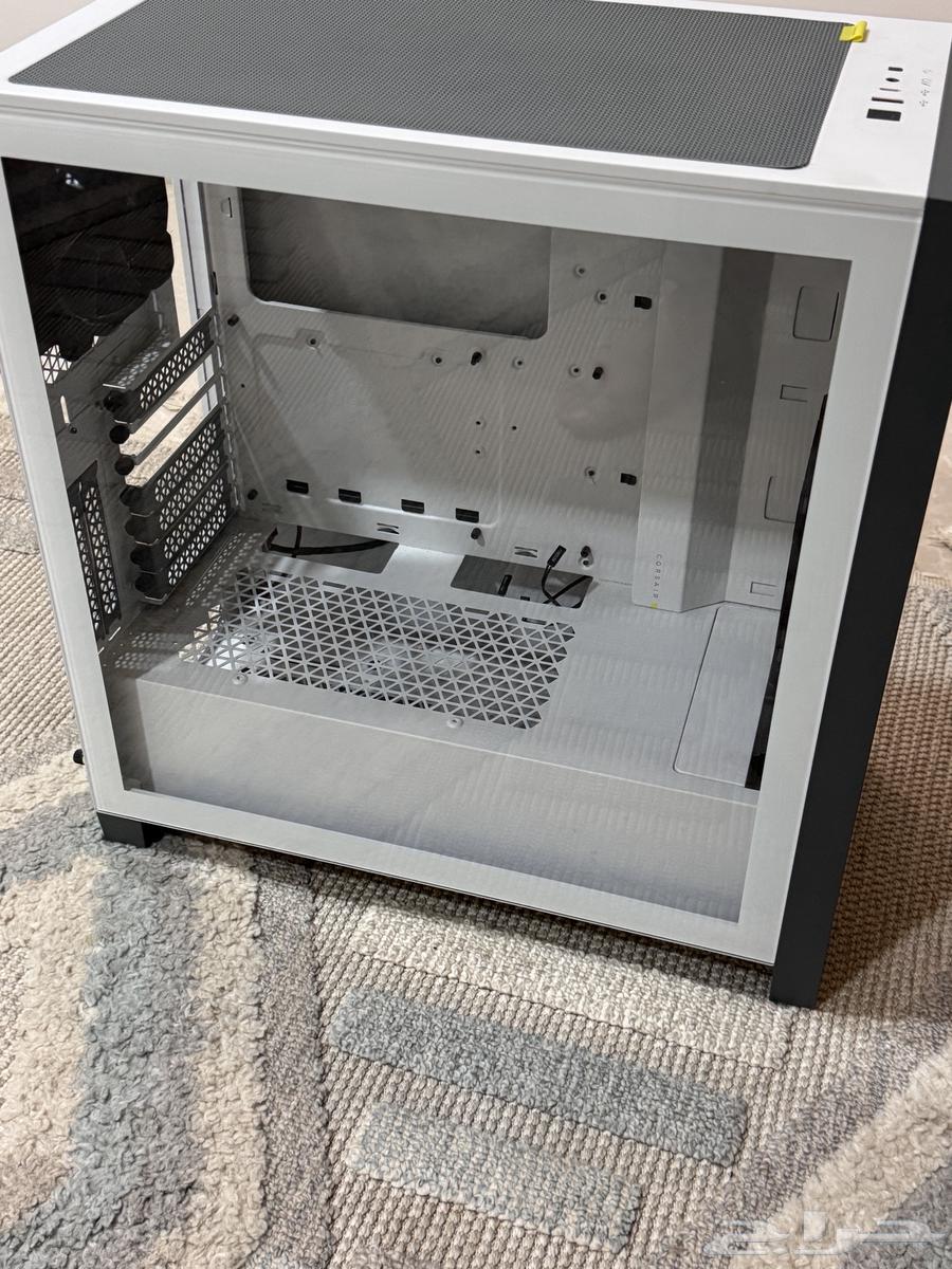 كيس كورسير نظيف للبيع على السوم سبب البيع التغيير64372067489667110