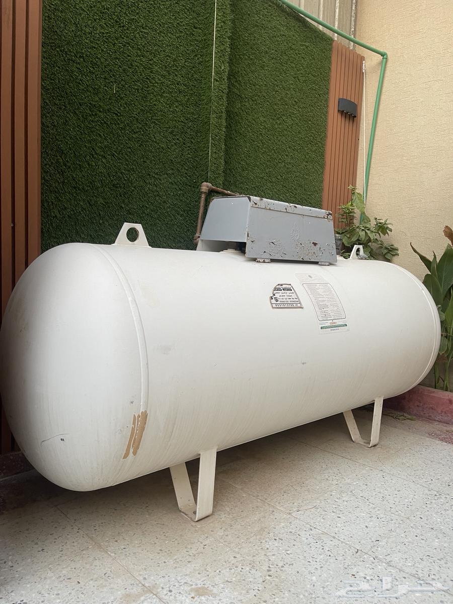 للبيع عاجل خزان غاز 1000 ليترا نظيف64374905709954110