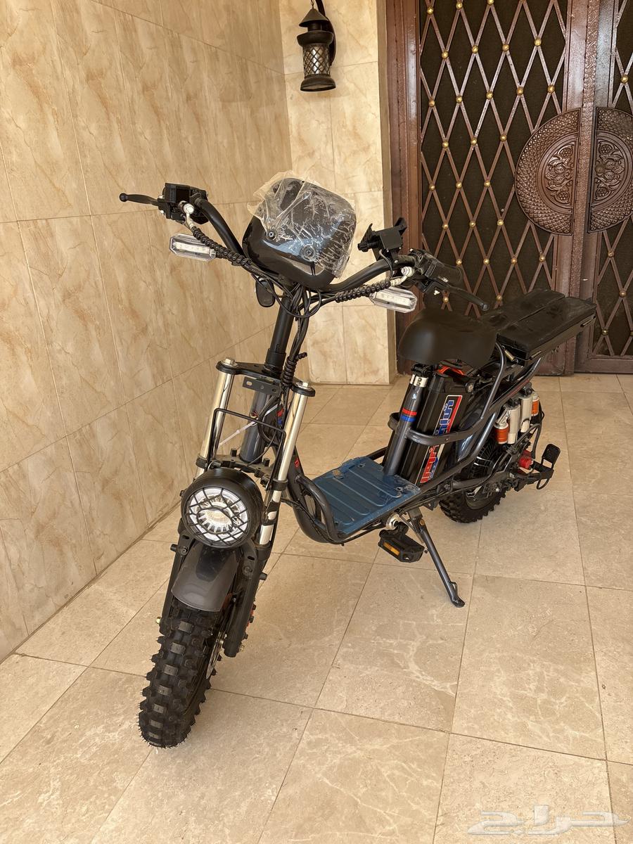 اسكوتر كهربائي نظيف جدا استعمال اسبوع64366071285507111