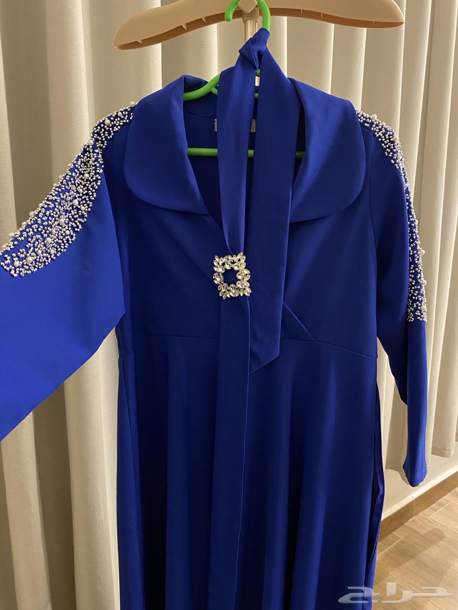 فستان نسائي يلبس L و LX قماشه ثقيل وفيه كرستال ينفع للحوامل64373698650241110