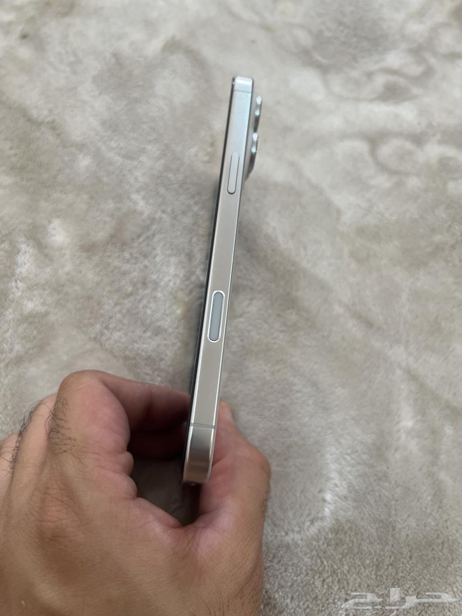 iPhone 16 Pro Max with replaced screen for sale64369160256259111