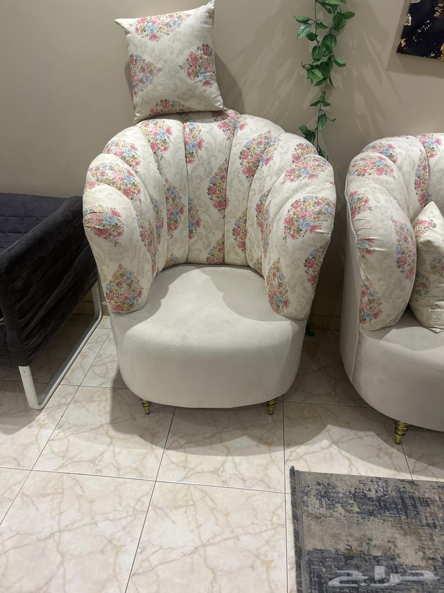 كنب للبيع64372900989698111