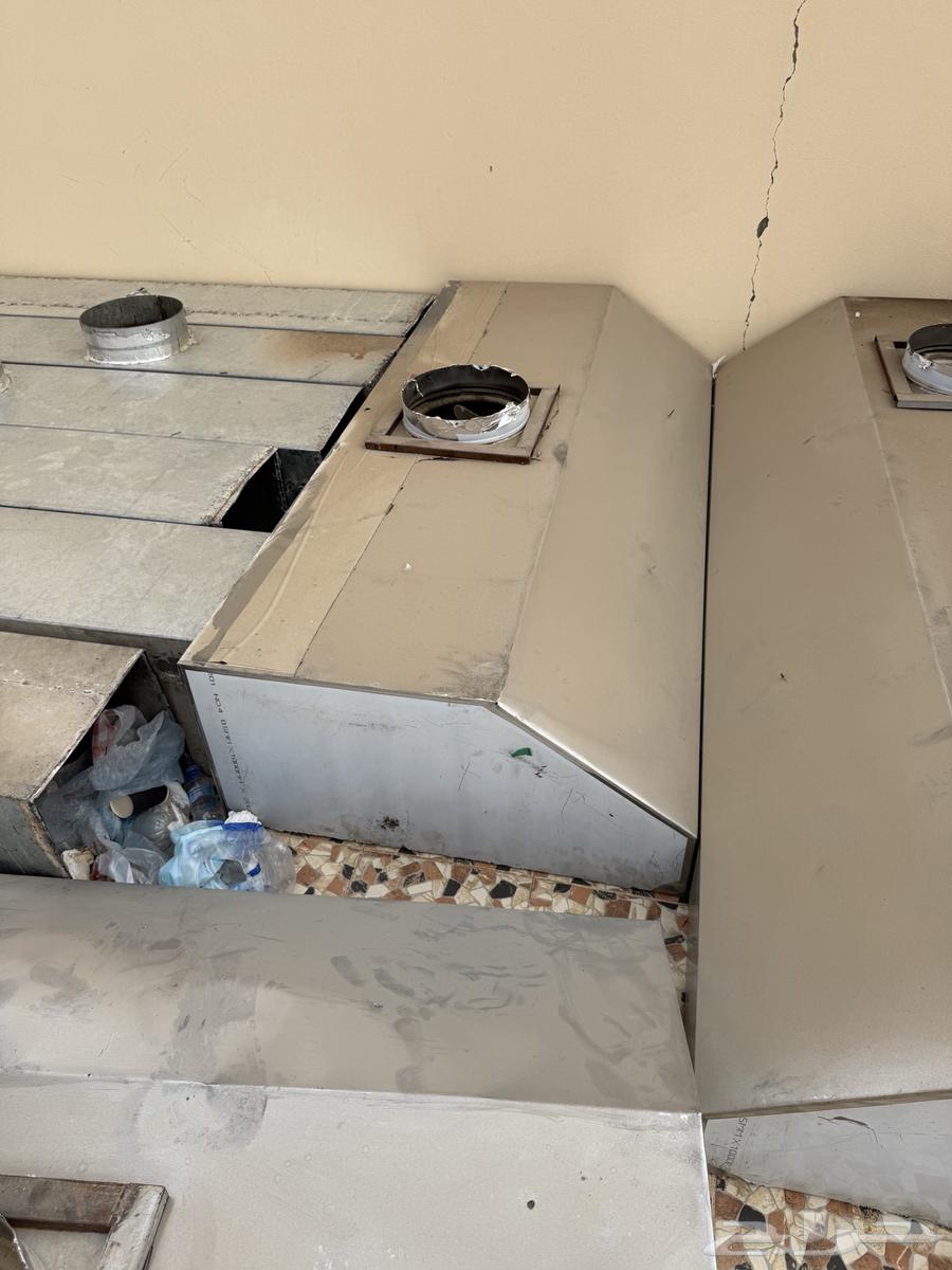 مدخنه مطعم شبه جديده للبيع64363234673410113