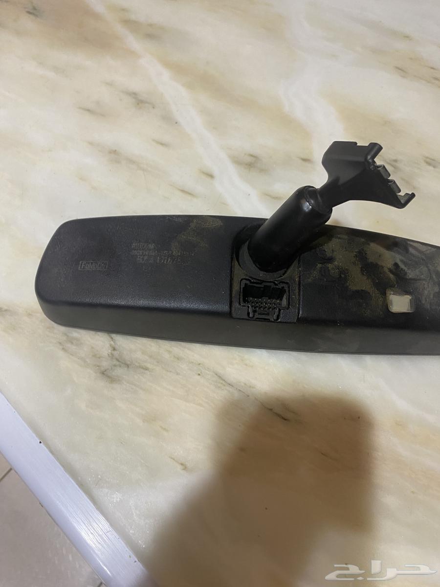 Middle Mirror64363936659329112