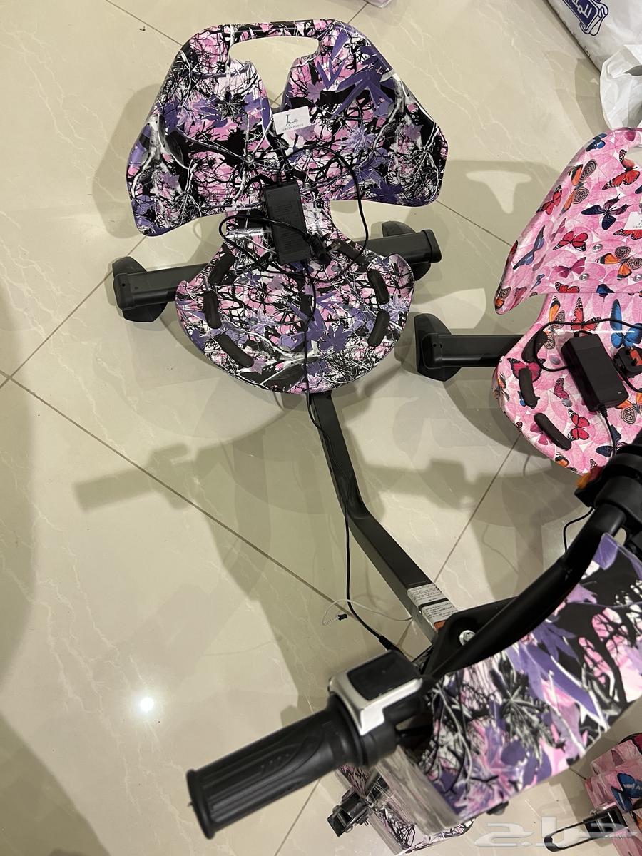 2 Large Drift Scooters64375633047425111