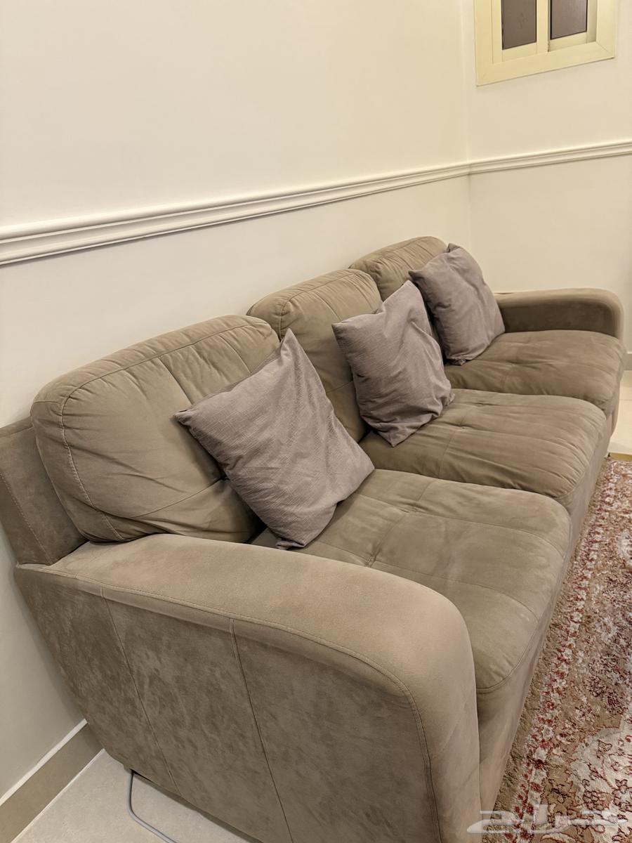 كنب64370098071683112