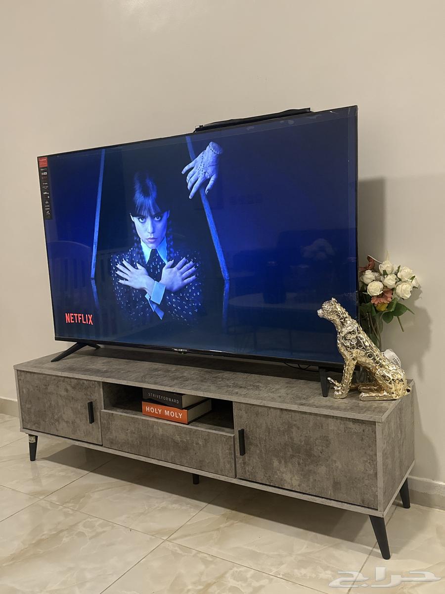 طاولة تلفزيون جديده64370215149186110