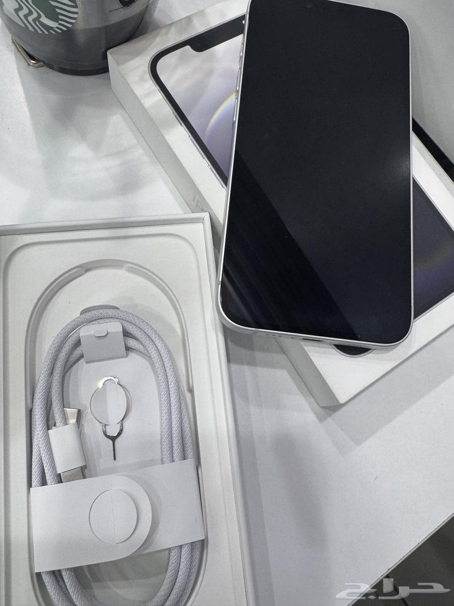 ايفون 16e64372930785025112