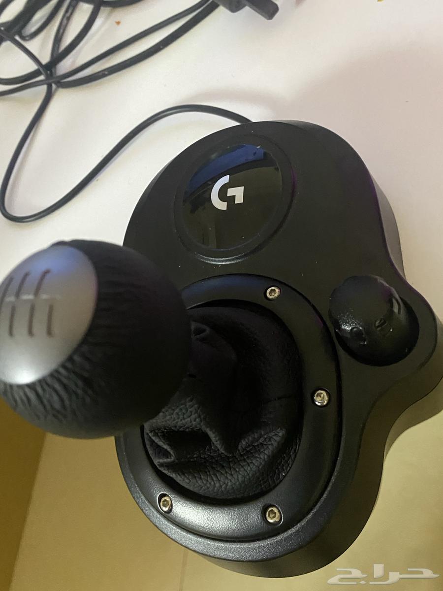 Logitech G920 with gear shifter and pedals64370064264194113