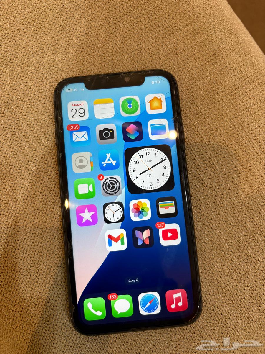 ايفون 11 مخزن من 2019 سعة 128 قيقا شاشة اصليه64372317227779110