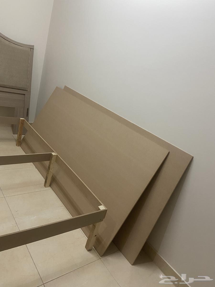 سرير خشب للبيع64374583579009111