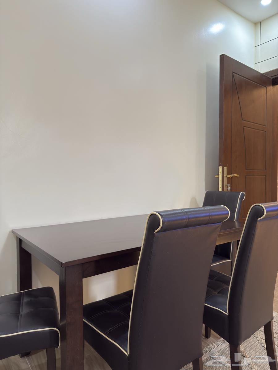 Dining table64370098117635110