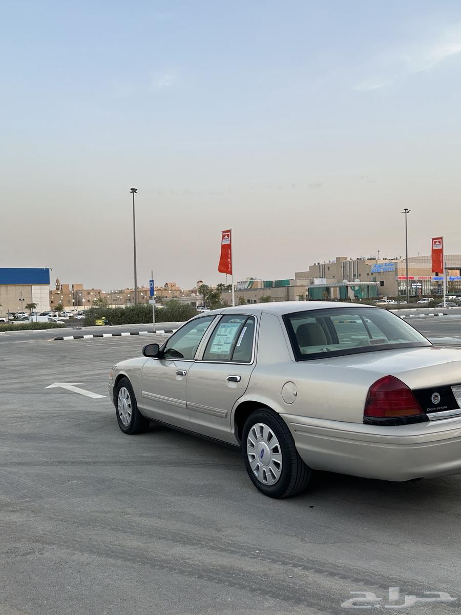 فورد فكتوريا بوليسي 2011 نظيف جدا64512964555267114