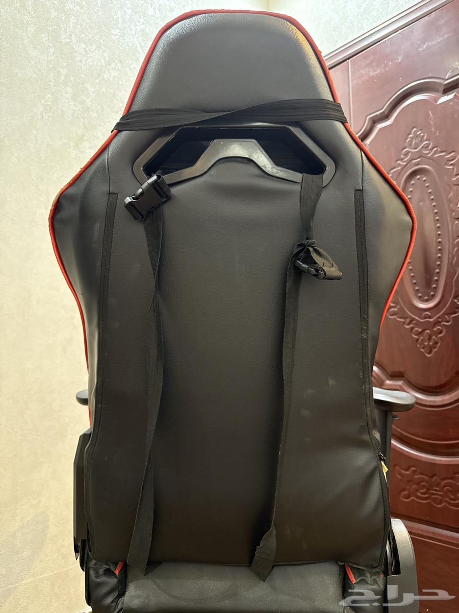 كرسي قيمنق استخدام نظيف نوع الشركه DATAZONE كفرات سليمه64375171200643114