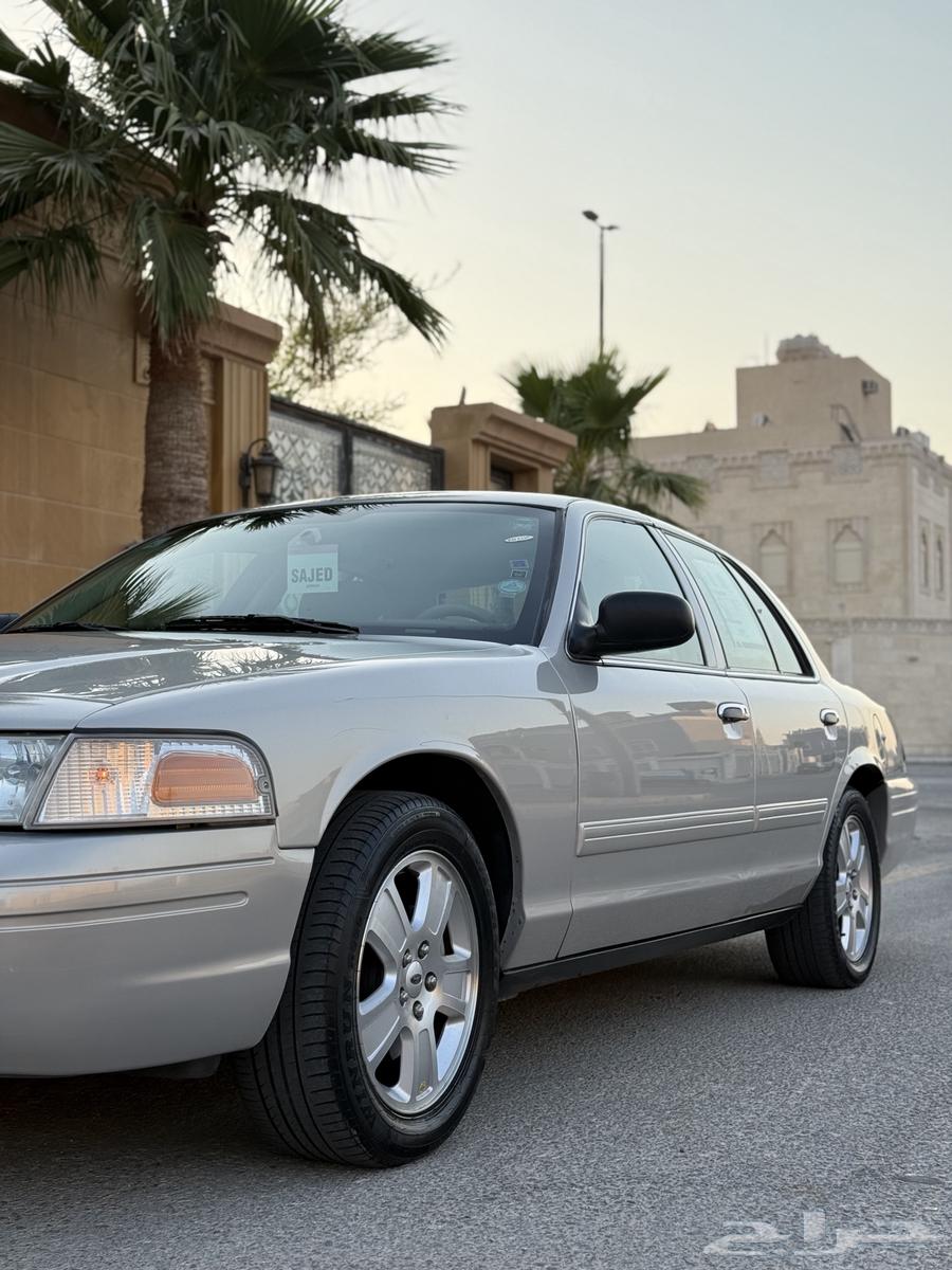 فورد كراون فكتوريا - 2012 سعودي استخدام شخصي64513135281155113