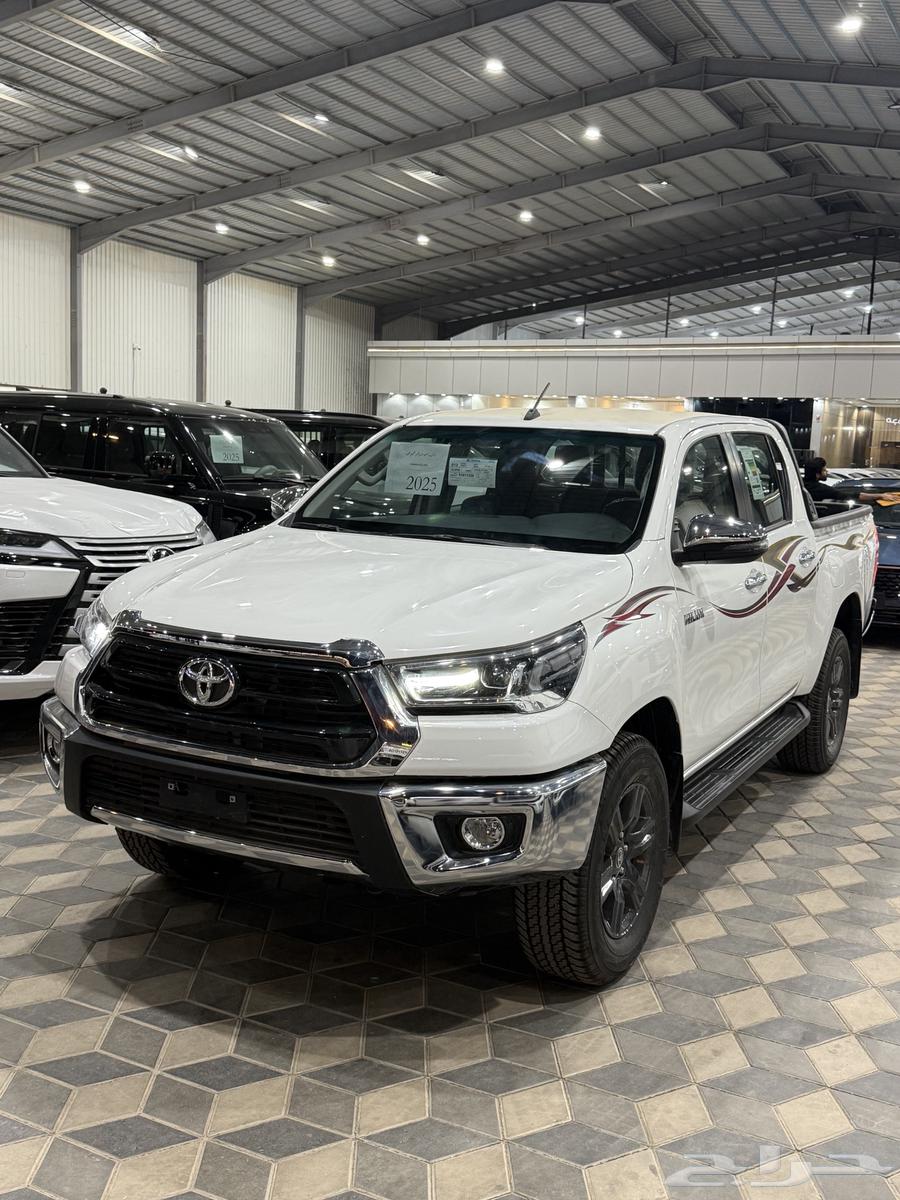 هايلوكس مديل 2025 فل كامل بطاقه جمرك سعر 127000شامل الضريبه64511339606146110