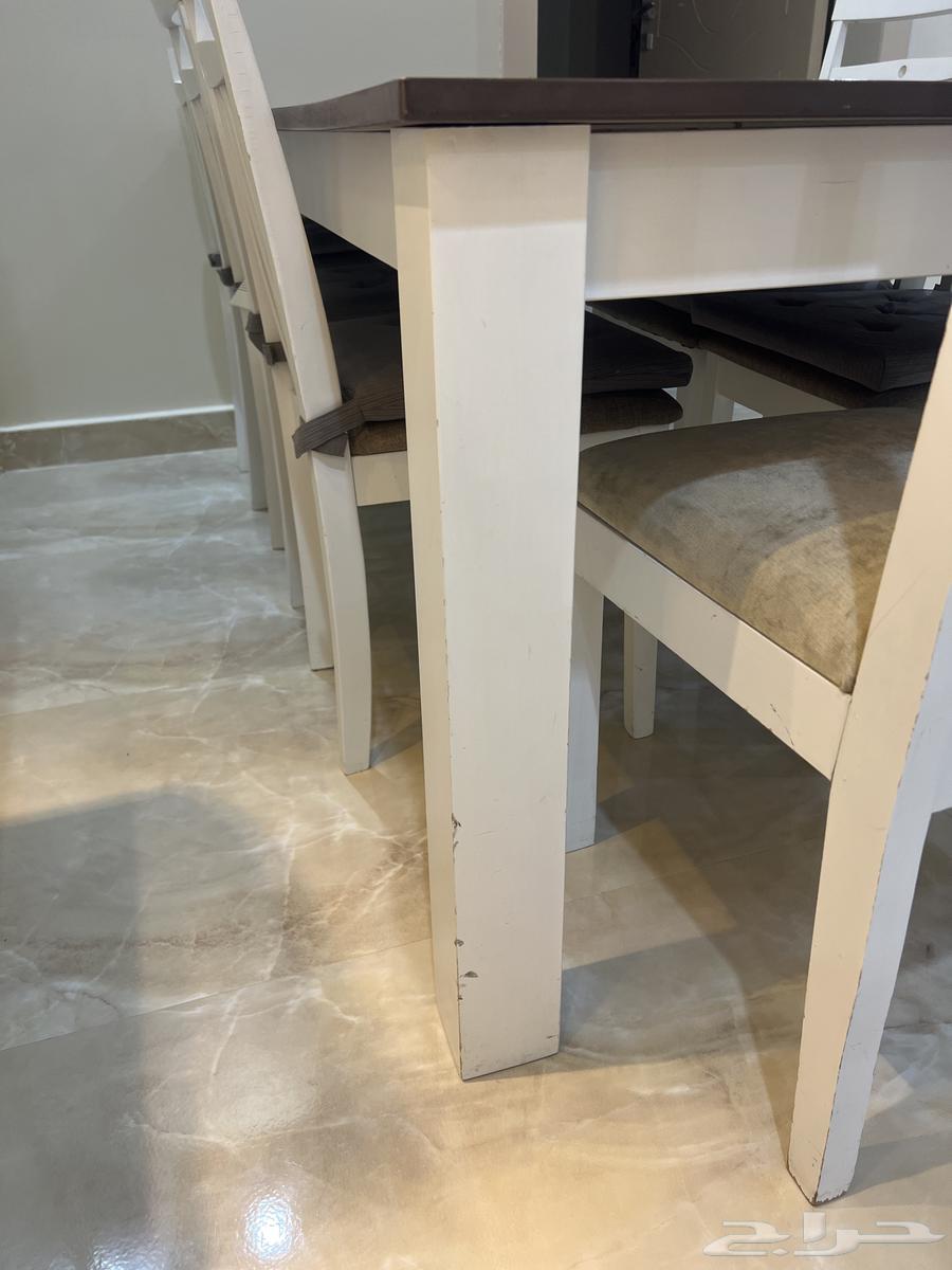 Dining table64370640962561111