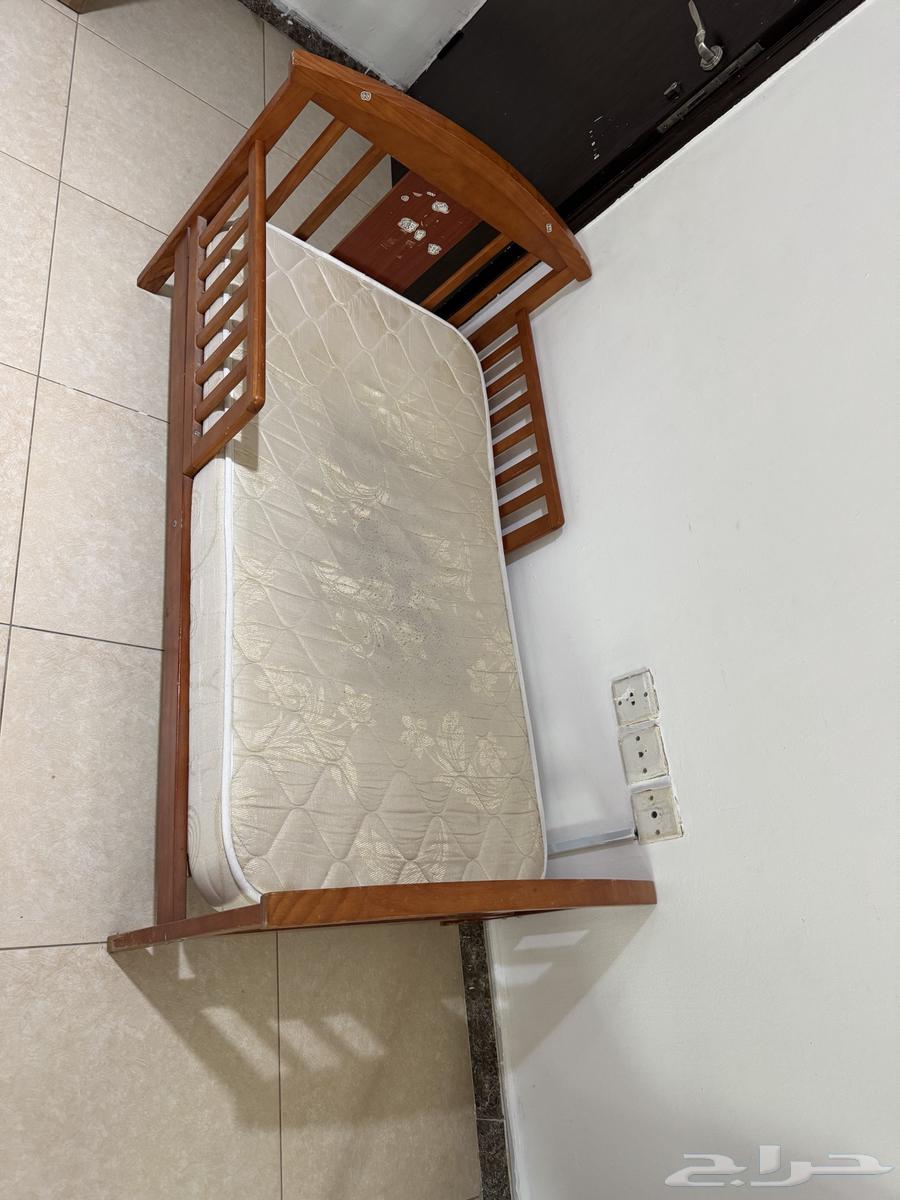 سرير اطفال ماركة جونيور64368630682370110