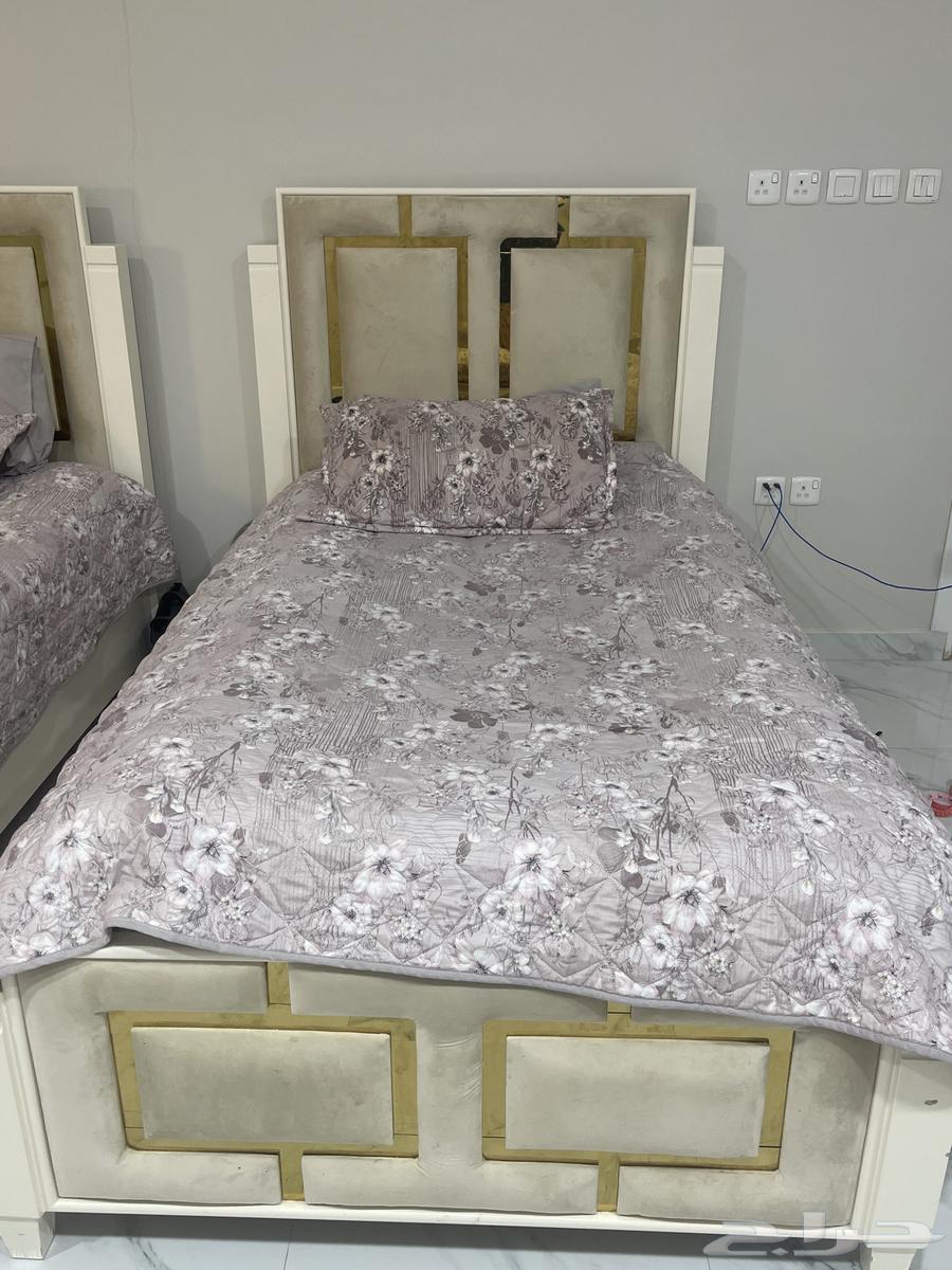 سريرين (نقر و نص) ( السعر 600)(  بدون اللباد و الديباج )64376675036929110