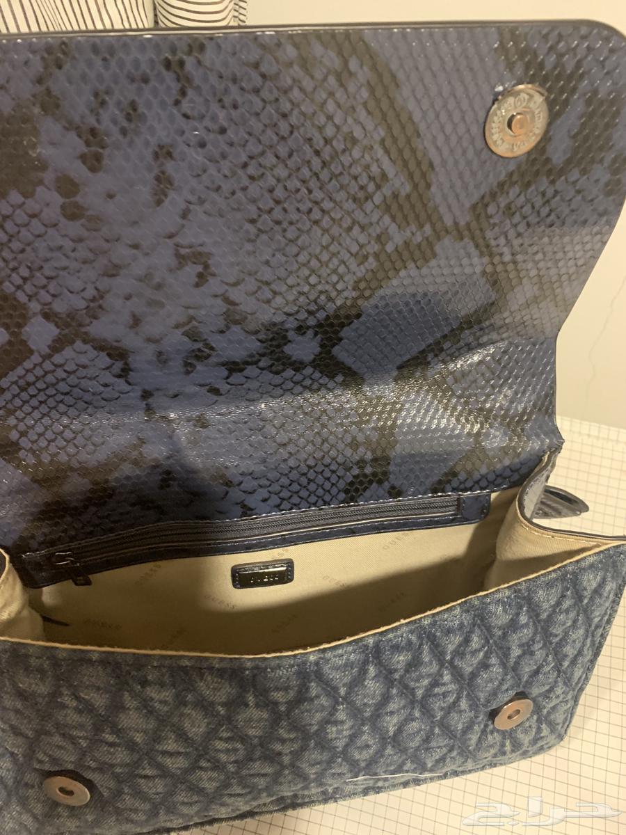 Guess brand handbag, genuine leather with chain, flawless64365821593729112