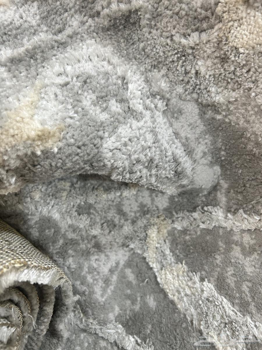 Navy blue carpet _Gray carpet I don't have a full picture of it washed _And table64366982441859112