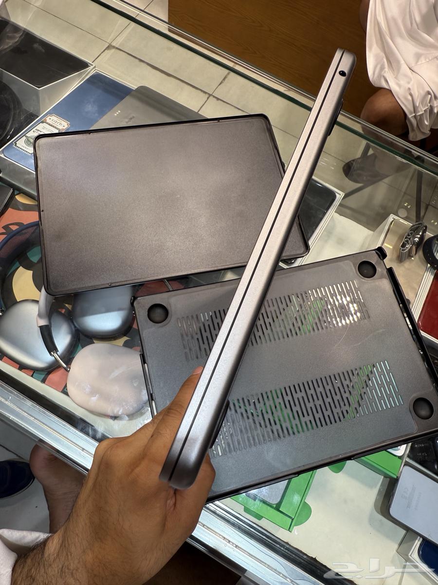 ماك بوك   آير 2022 256 قيقاء رام 8 معالج M264374039033475113