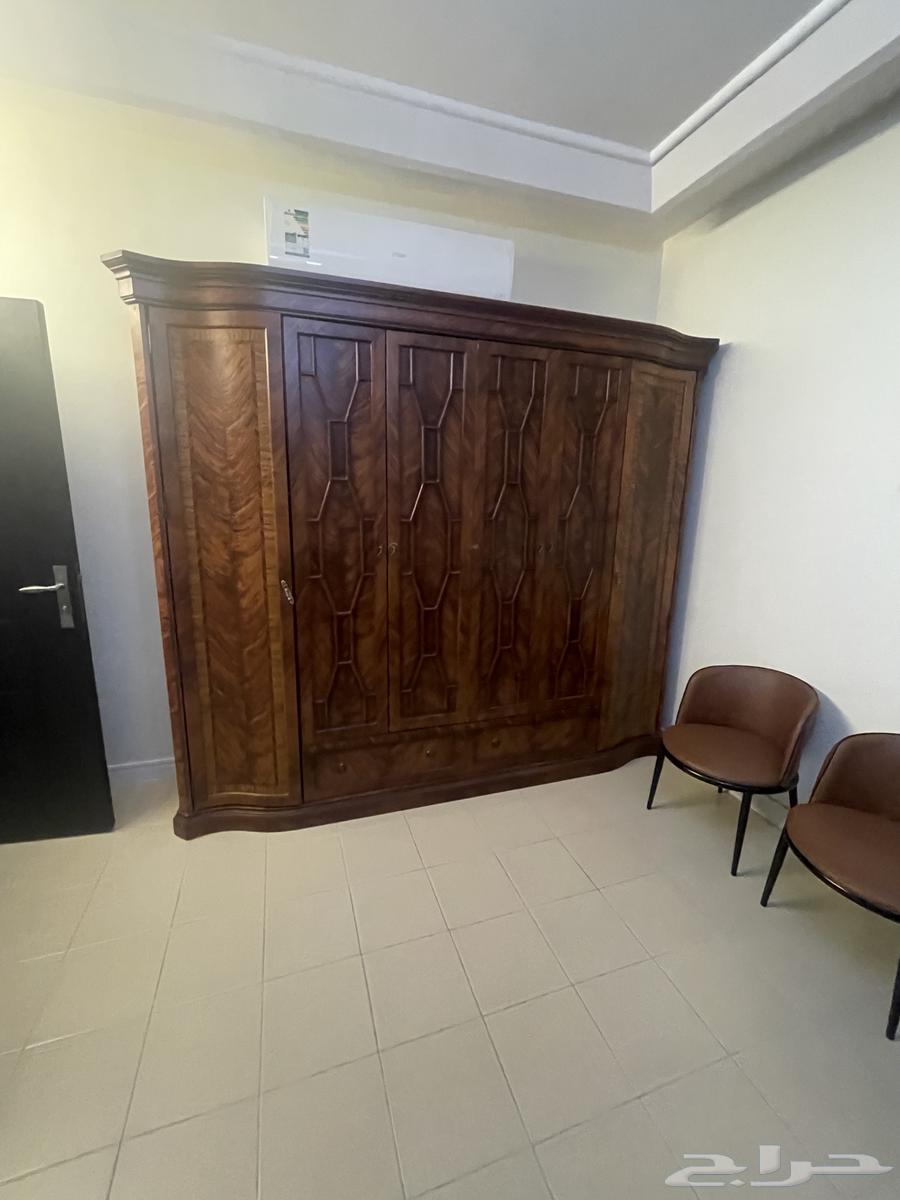 غرفة نوم شبه جديدة استخدام بسيط جدا  وخشب ممتاز64368922525057110