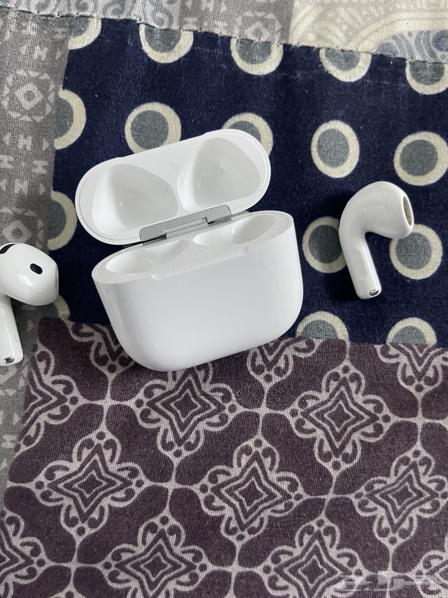 إيربودز 4 مع خاصية العزل النشط والتأمين64372536103811112