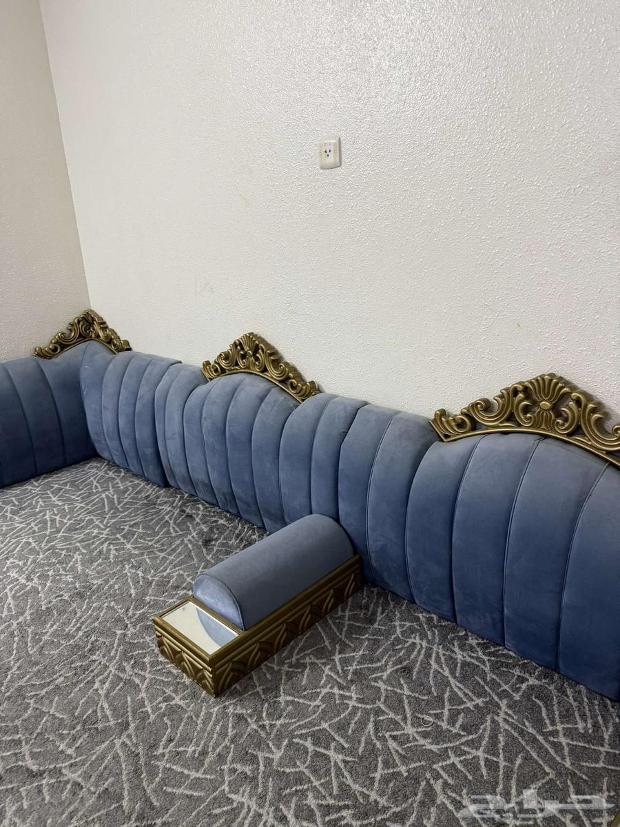 كنب64371759487490110