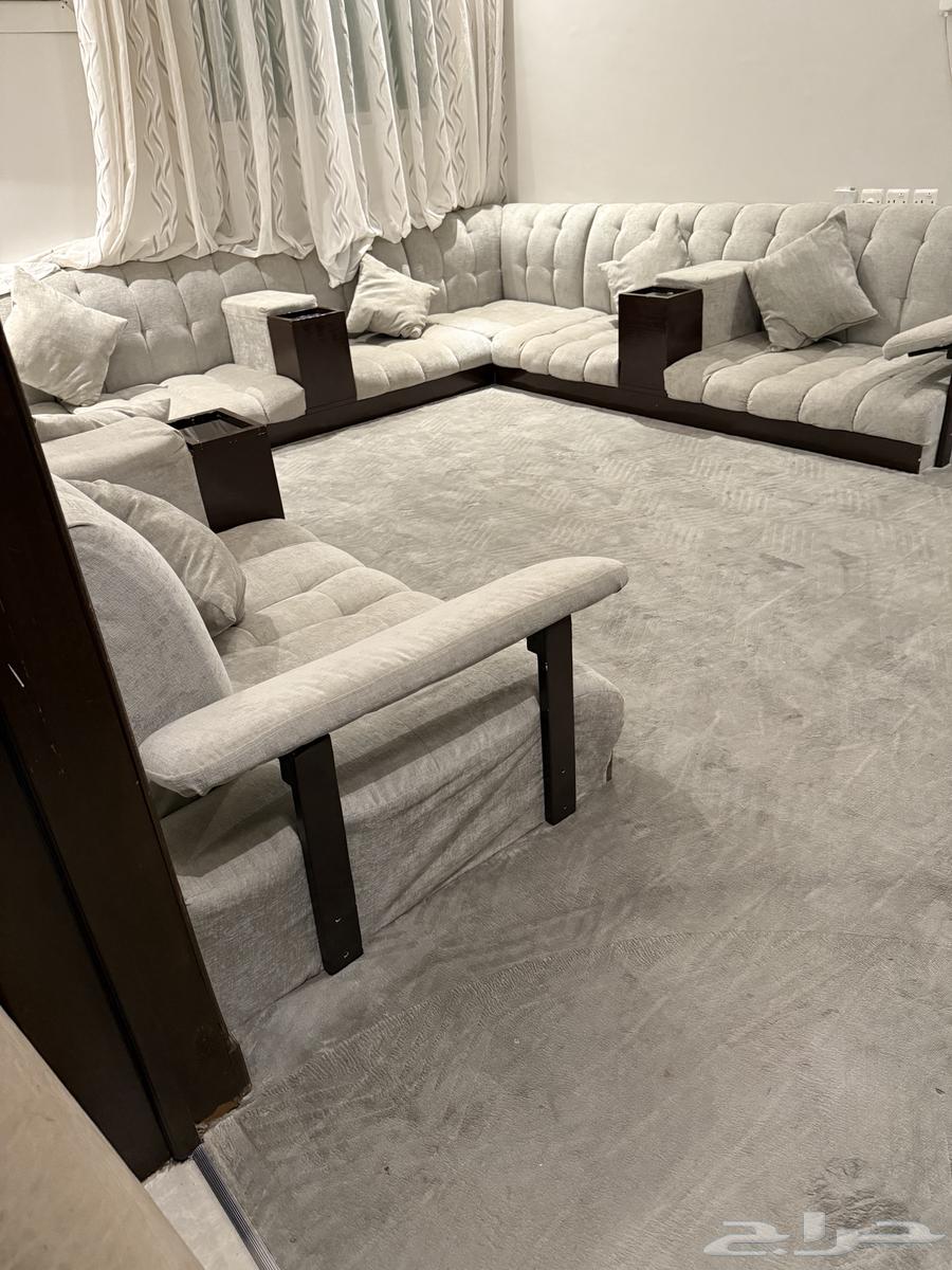 New ground floor majlis and marble tables64363368433923111