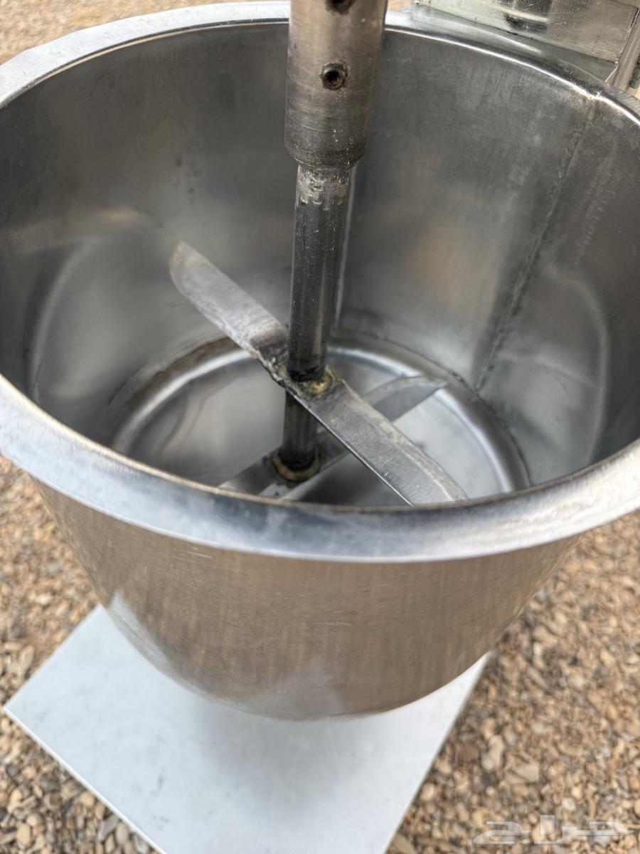 مكينت حمص وا ثلاجه عرض للبيع64372697822465112